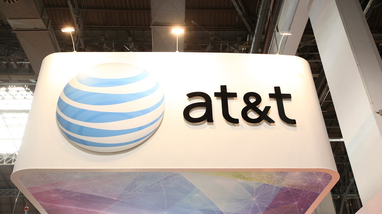 Versace: AT&T Should Have Gone for Content Company, Not DIRECTV Versace: AT&T Should Have Gone for Content Company, Not DIRECTV