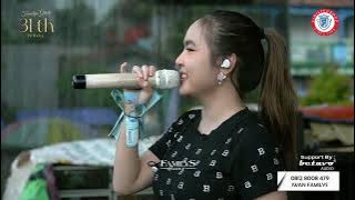 Selly Fristy - Bantal Guling Bisa Bicara | FamilysGroup LiveCover Lap Bola Cicadas Gunung Putri