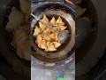 Garma Garam Samose 🔥😝 #shorts  #viral #shortsvideo