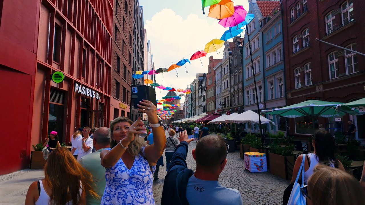 A 1,000-Year-Old Baltic City Still Standing 🇵🇱 Gdańsk, Poland