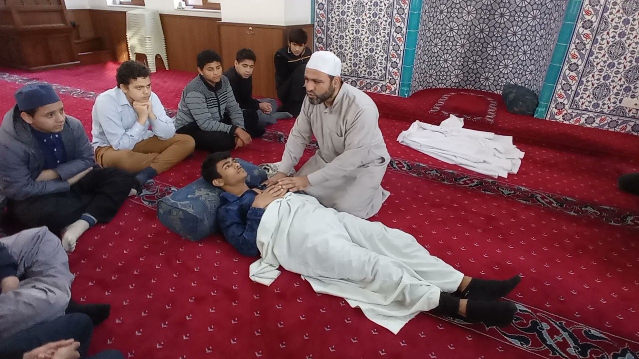 الفقه المنهجي الجزء الأول غسل الميت وتكفينه والصلاة عليه 17