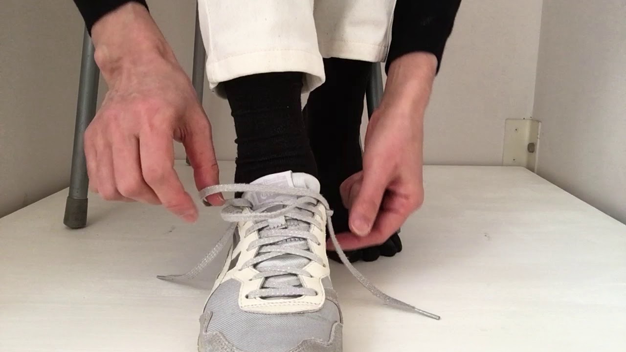 スニーカーのサイズ 本当は驚くほど大きなサイズを履いているかもしれませんよ ぴったり合う靴を履くことで足ストレスをゼロにする靴選びサポート