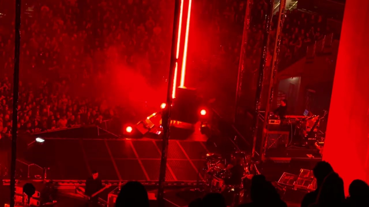 Deftones - Gainbridge Fieldhouse 3/28/2025