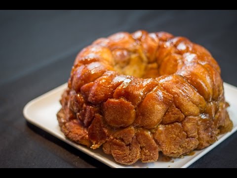 Gooey Caramel Monkey Bread