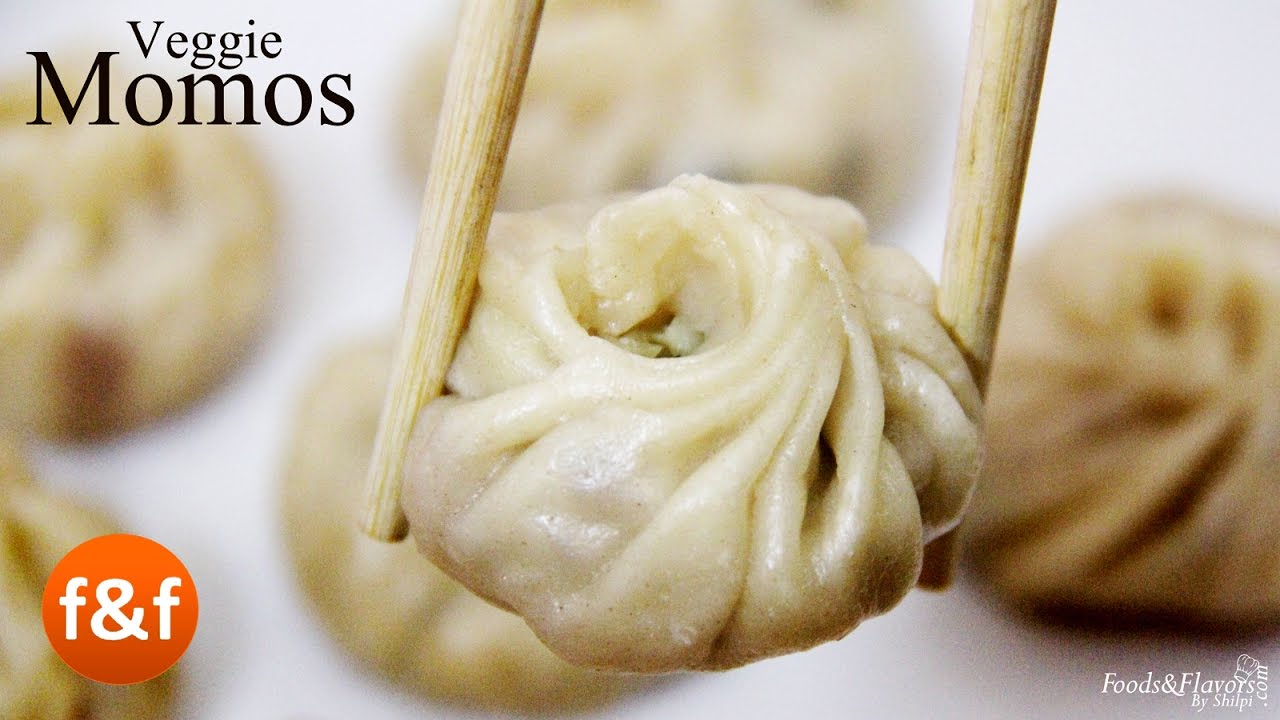 Veg Momos Recipe - Steamed Momos - Vegetable Dimsum | Snacks Recipes | Breakfast Recipes | Foods and Flavors