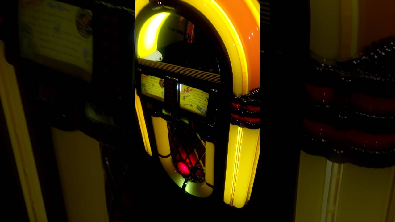 Bluetooth Wurlitzer bubbler jukebox