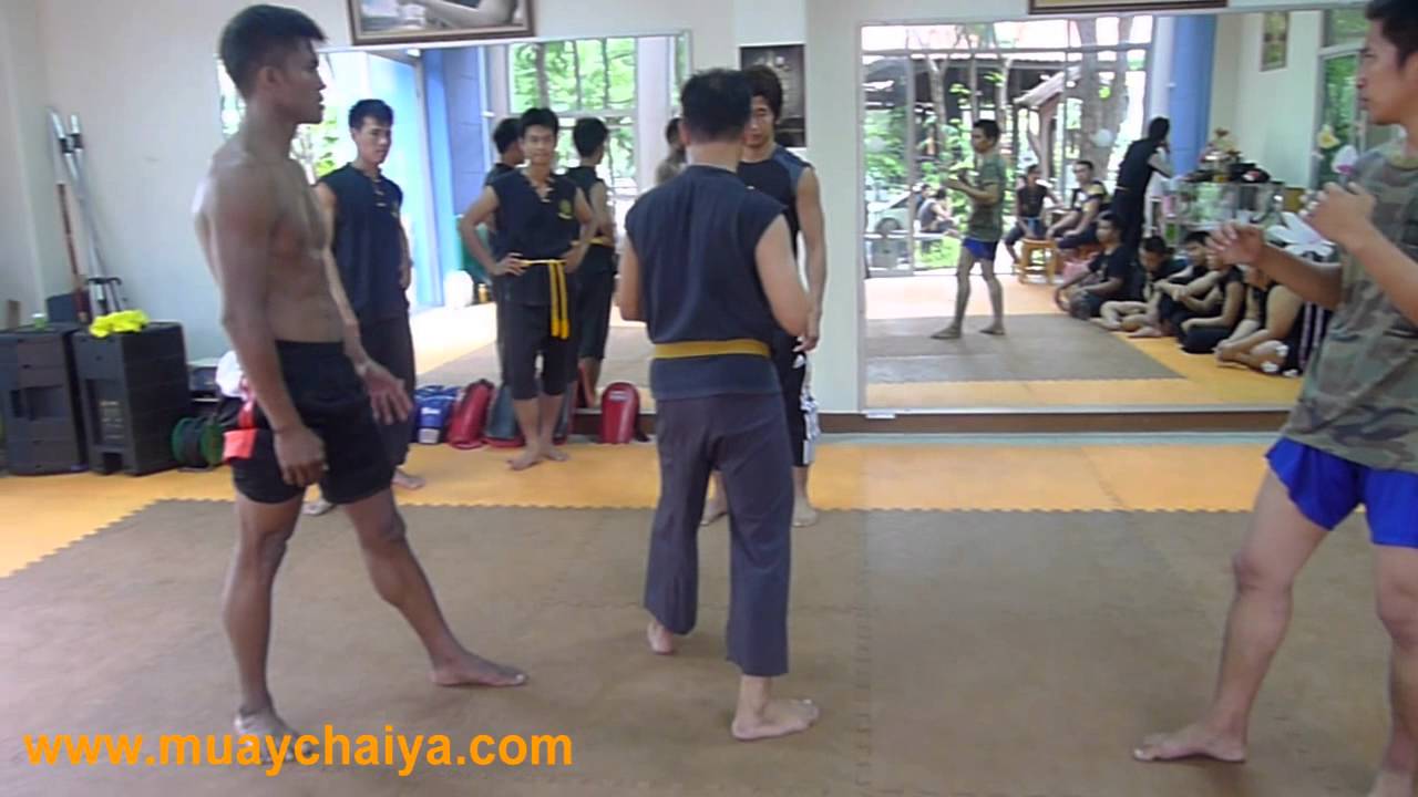 Buakaw Practicing Muay Chaiya @ Baan Kru Praeng