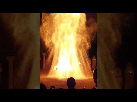 Amazing Fire Display || ViralHog