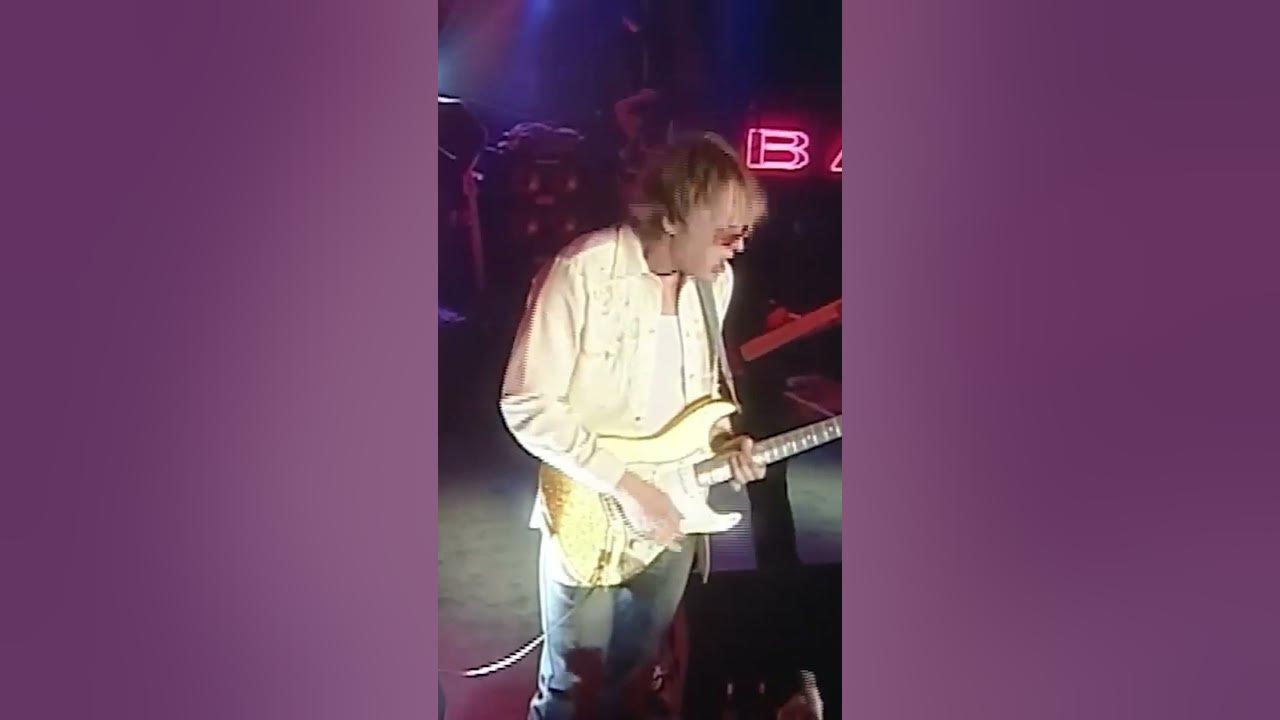 Joe Bonamassa Official - "I Know Where I Belong" - A New Day Yesterday Live