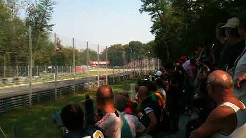 Monza F1 2011 Qualifying blown diffuser - Unbelievable sound!!