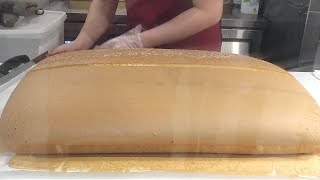 Ah Mah Giant Castella Cake Castella Cake Cutting阿嬷老字號