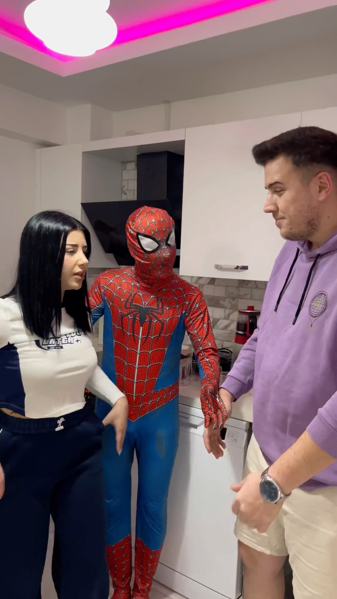 Semih Varol | SPİDERMAN İYİLİK YAPTI ?️❤️ | #semihvarol #shorts