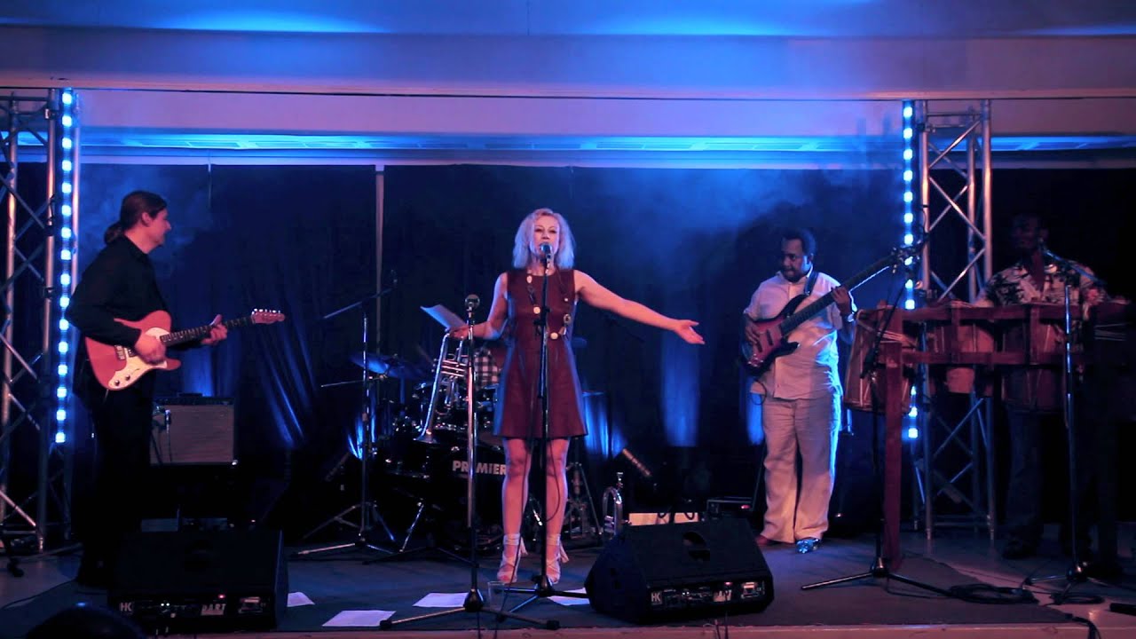 Robert Pawlik & Michaela Rabitsch - Tren Numero Uno