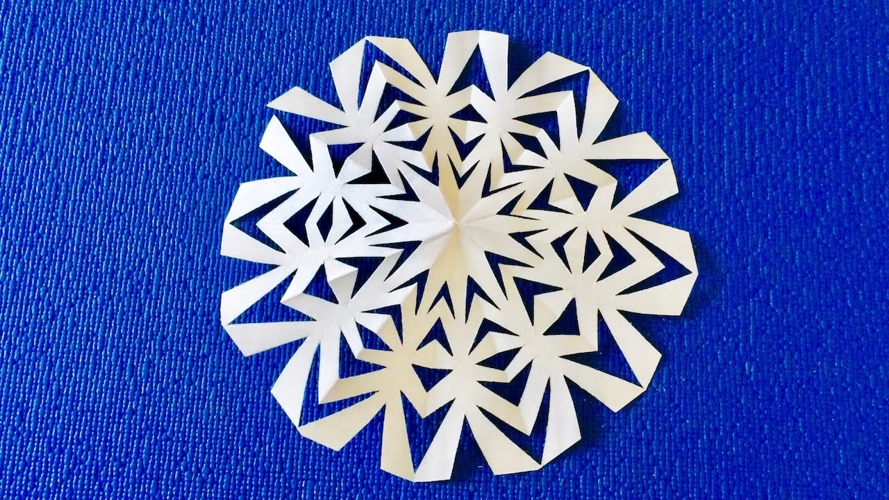 Красивые снежинки из бумаги схемы. Снежинки своимимруками. Какую сделать снежинку. Простые снежинки из бумаги. Как сделать красивые снежинки из бумаги.