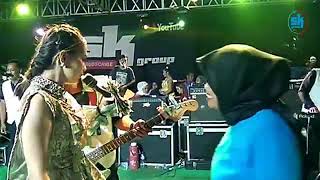 Anie Anjanie  Cinta Berduri sk Group