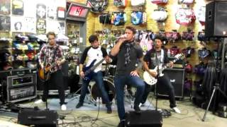 Dreams Unseen - Hottopic In-Store - Chariot of Vampires