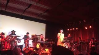 Download lagu Mondo Gascaro - Lamun Ombak ft. Aprilia Apsari WSATCC // RAJAKELANA Album Launching HD