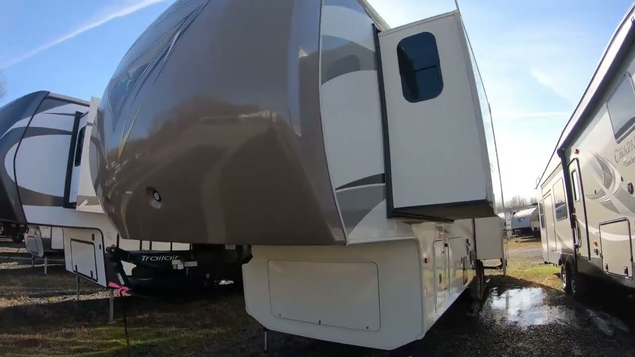 2015 Forest River Cedar Creek Hathaway 36CKTS - Used Fifth Wheel For Sale - Cambridge, OH