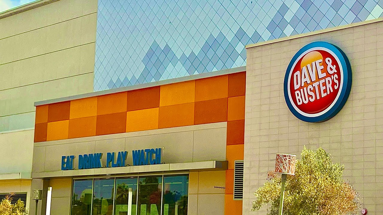 Аркадный тур Дэйва и Бастера 2025 (Карлсбад, Калифорния)