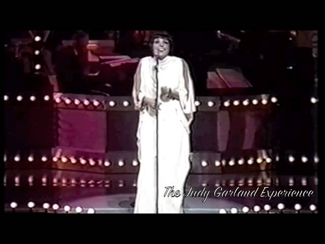 LIZA MINNELLI - NOBODY KNOWS YOU WHEN YOU'RE DOWN AND OUT