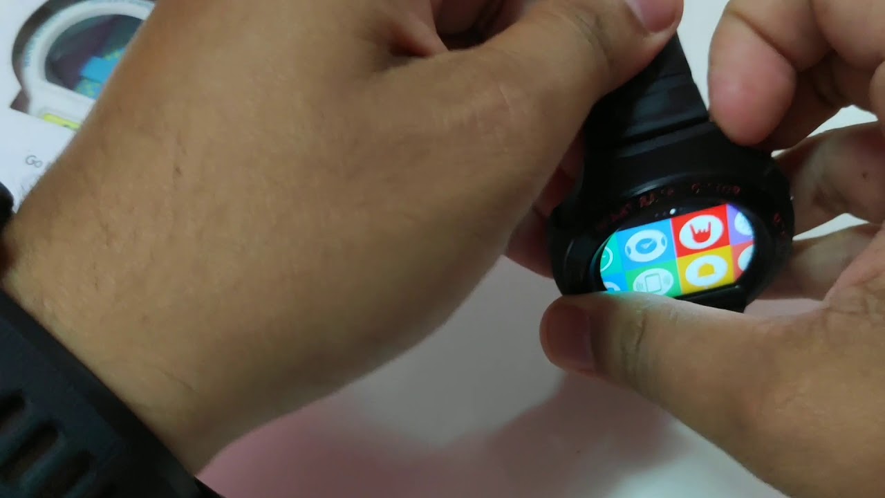 Alcatel OneTouch Go Watch review and strap change