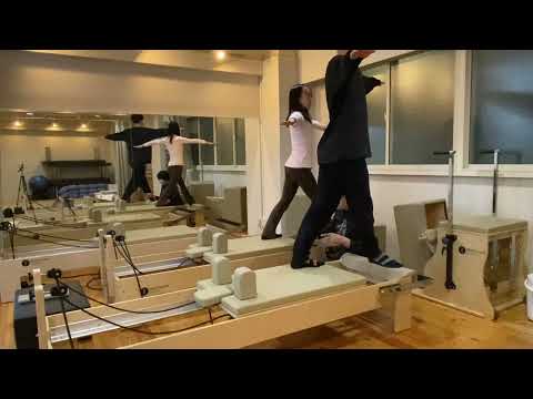 33マシンピラティスアドバンス講義(33)