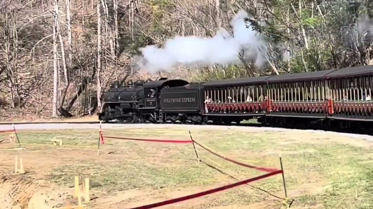 Dollywood Express train ride March 2025