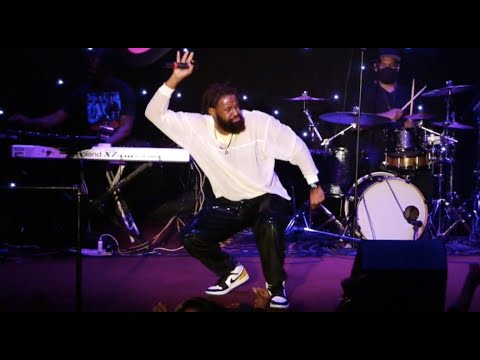 Dominique Covers Tevin Campbell’s “Can We Talk” | Comedy & Karaoke Night