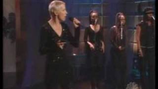 Annie Lennox   Wonderful Live  Tonight Show 27 10 2003