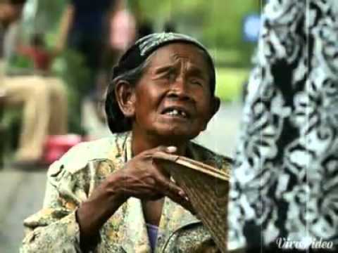 Laoneis Band Lampung 'ingatLah manusia'