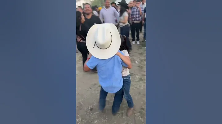 Huapango el Cepillín 🤠🎷 #mexicocity #huapangoshuastecos #norteñas #canada #shots #viralshort