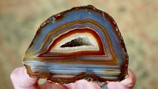 Gemstones Revealed: Cutting Brazilian Agates Open!