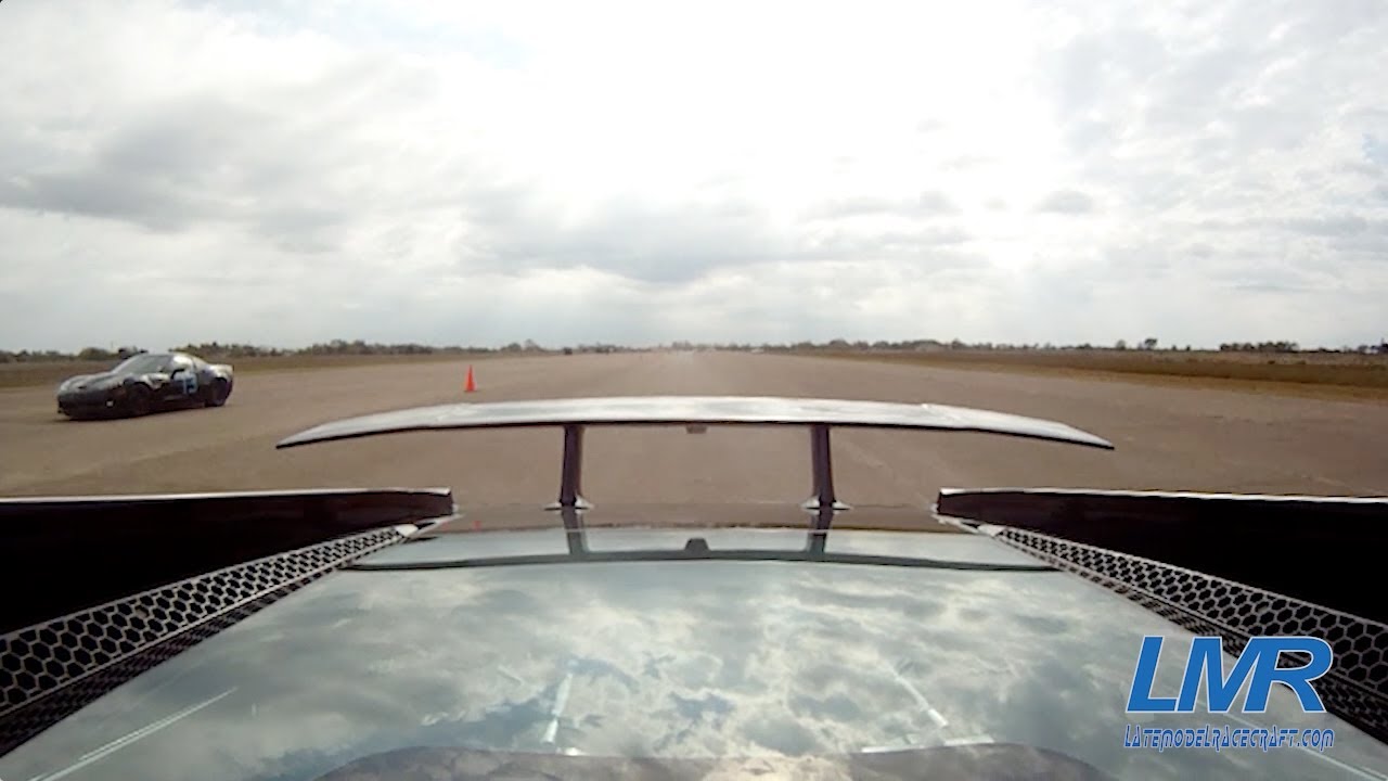 Twin Turbo Lamborghini vs 1200hp Z06 Vette