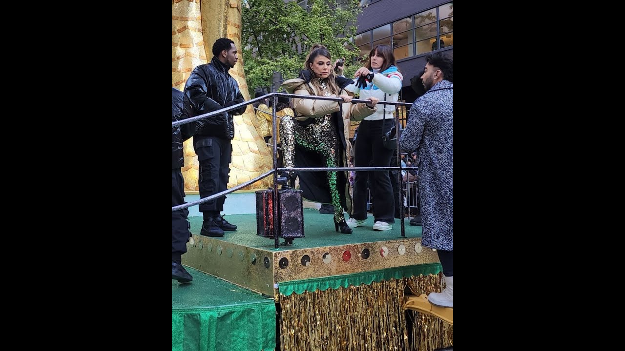 ⭐️ 🇺🇸Paula Abdul - Macys Thanksgiving Parade Prep 👩‍🎤👩‍🎤