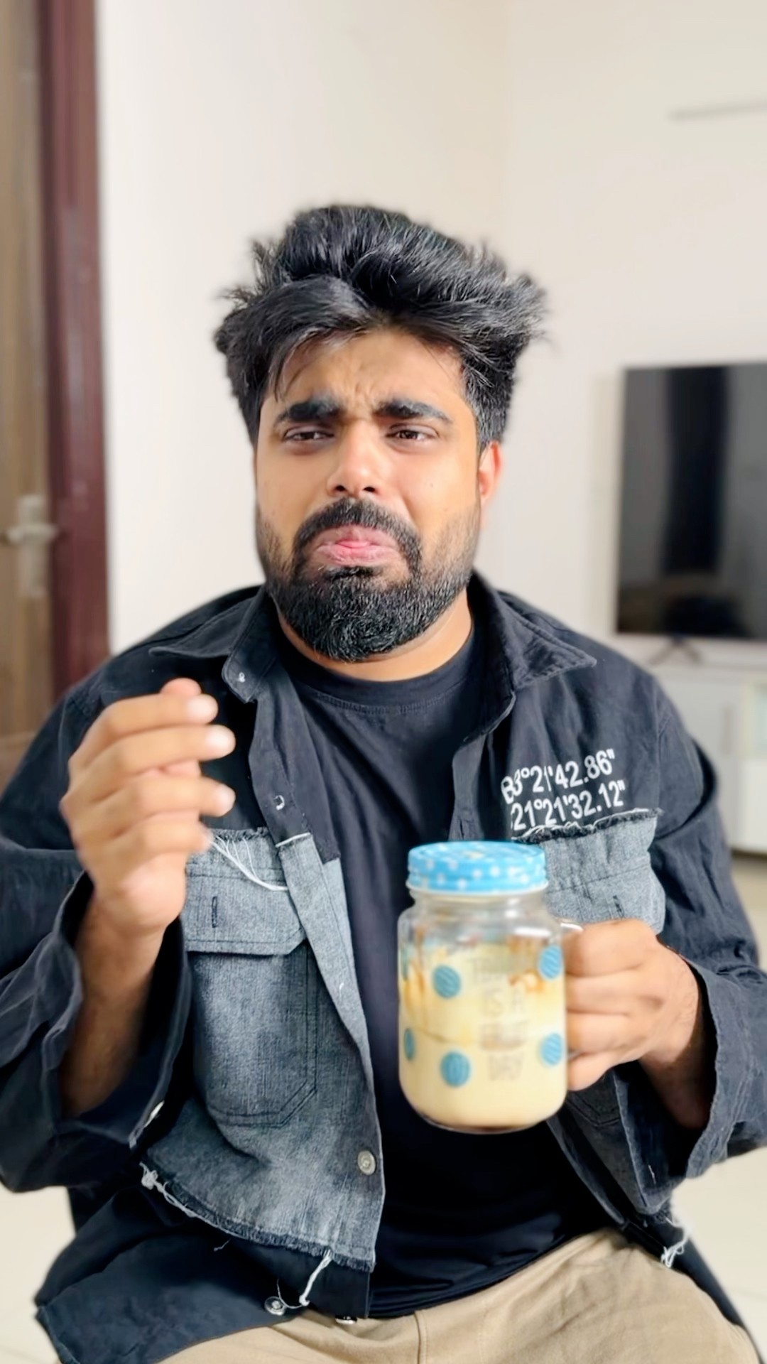 🏚चुटकुलों का घर😜 - ShareChat