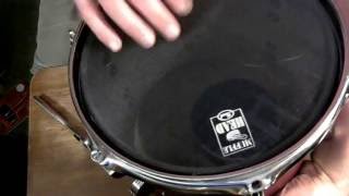 drum trigger on acustic drum for my Alesis nitro kit part 1...EASY!