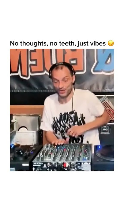 👑DJ Pastis is the KING of all DJ's👑 #shorts #dj #crazy #youtubeshorts #fyp