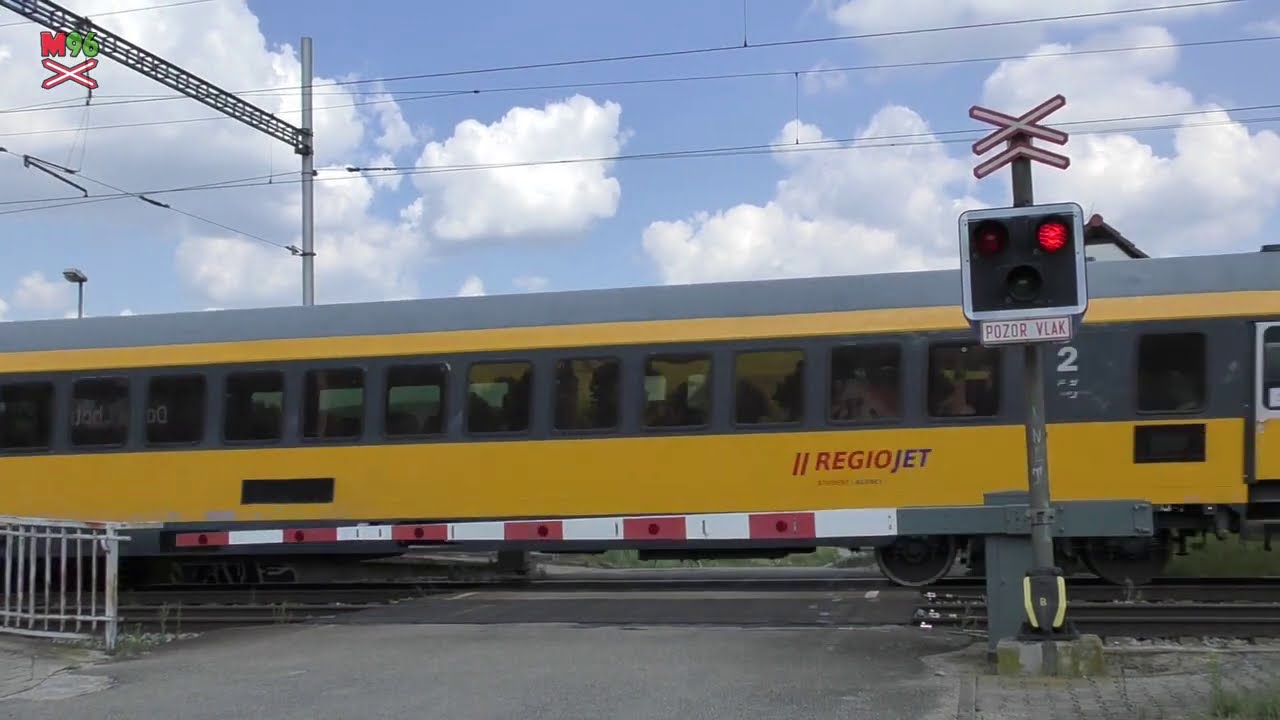 Železniční přejezd Dolní Lhota #1 [P6804] - 16.8.2020 / Czech railroad crossing