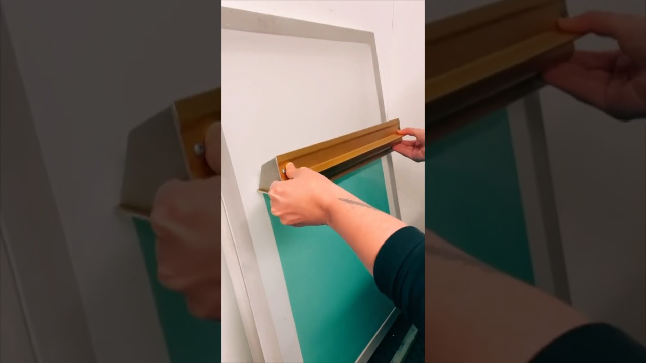 Getting screens coated. #screenprinting #squeegeeandink #screenprinters