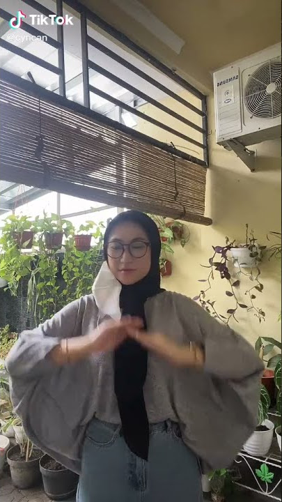 tiktok hijab menonjol gunung gede