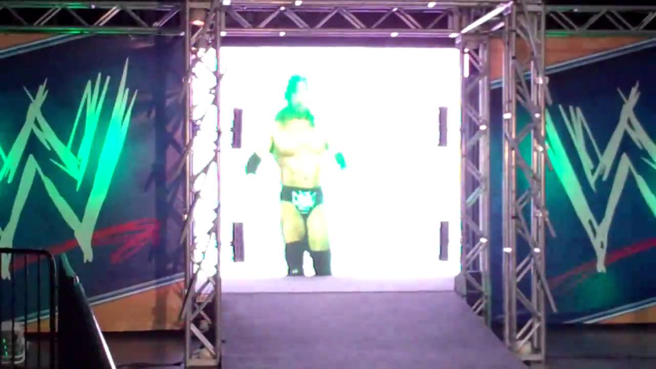 Brad's WM27 Axxess Entrance Video (HHH)