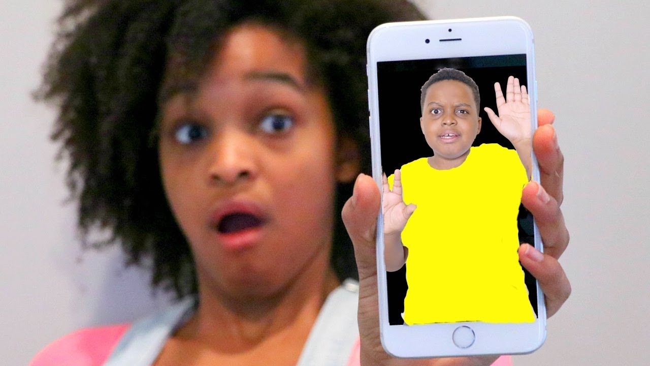 STUCK IN IPHONE! Shiloh and Shasha – Onyx Kids