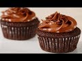 Banana Chocolate Cupcakes Recipe Demonstration - Joyofbaking.com