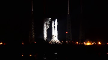 ULA Atlas V 401 - Cygnus OA-6 - night launch (telephoto)