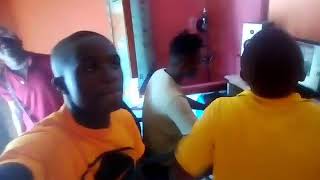 j pizzo talent ft Divenja. wakiwa matizi na DJ nguto yani balaaa