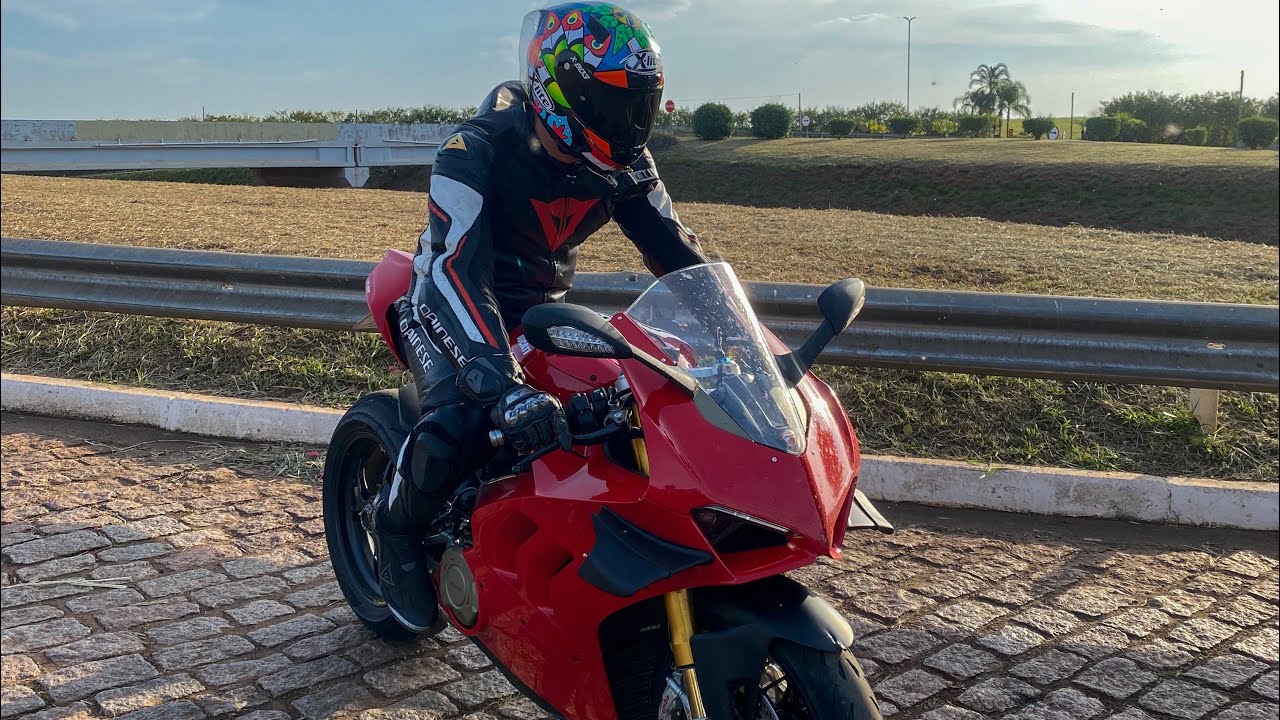 VIAJEI DE LONDRINA PRA SP DE DUCATI V4S