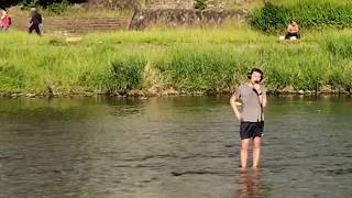 Video voorbeeld van "THIS MAN FLEW TO JAPAN TO SING ABBA IN A BIG COLD RIVER - "Mamma Mia" (Official Music Video)"