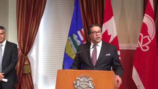 Nenshi apologizes to Wynne for 'childish' display in Legislature