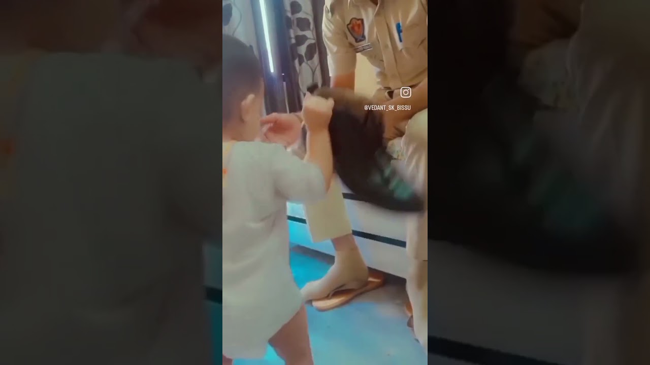 Ram ji aunty vs police 😄