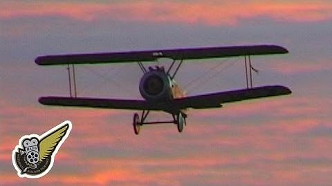 Sopwith Camel & Fokker Dr.1 Dusk Duel